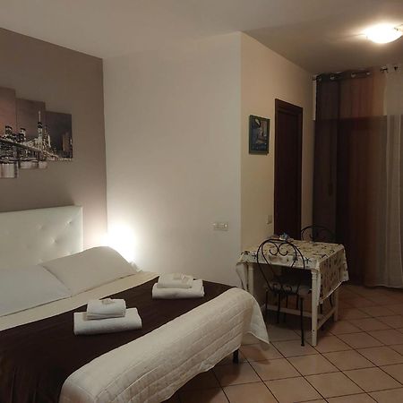 Cozy Studio - Monolocale - Fiumicino Aeroporto E Fiera - Self Check-In Exterior photo